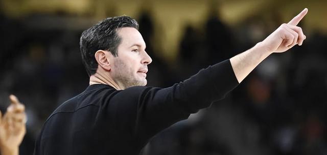 OEkIJ, 助攻, 人还缺少一 OEkIJ, 助攻, 人还缺少一